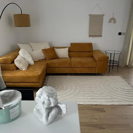 Angyalkert Apartment Balatonszarszo