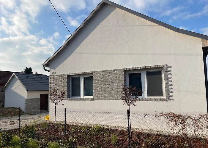 Apartment Angyalkert *